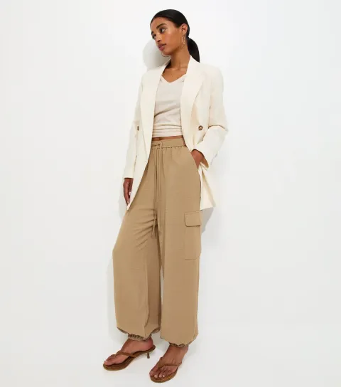New Look Women's Camel Cargo Style Cuffed Trousers