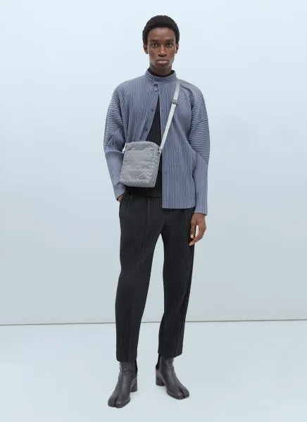 Voyager One-Tone Shoulder Bag