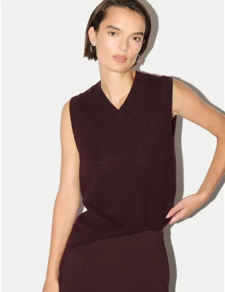 Jigsaw Pure Cashmere V-Neck Knitted Vest Burgundy