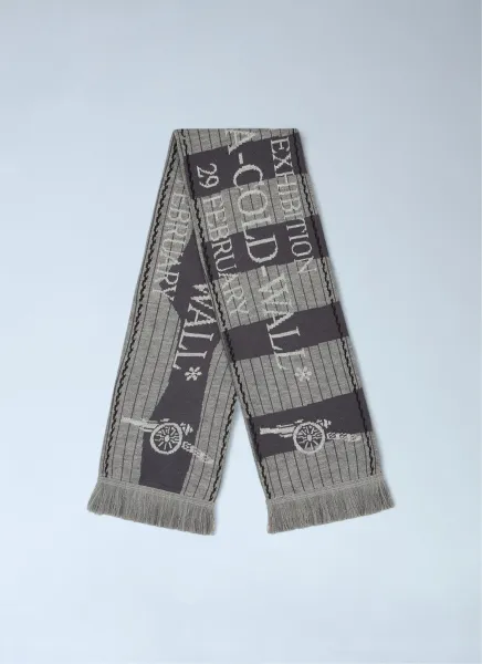Logo Motif Fringe Scarf