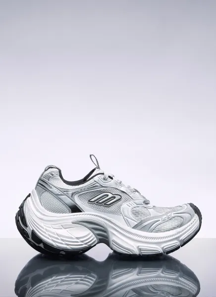 10XL Sneakers