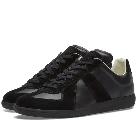 22 Replica Low Tonal Sneaker