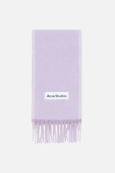 Wool fringe scarf