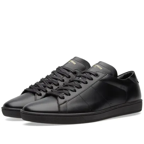 01 Low Top Sneaker