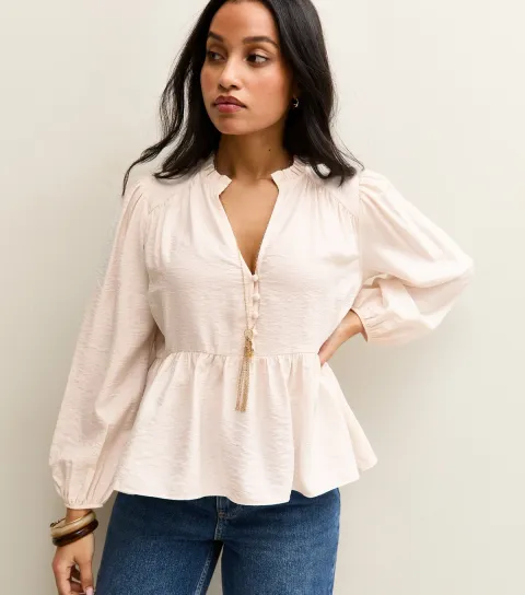 Women's Petite Off White Buttoned Peplum Blouse