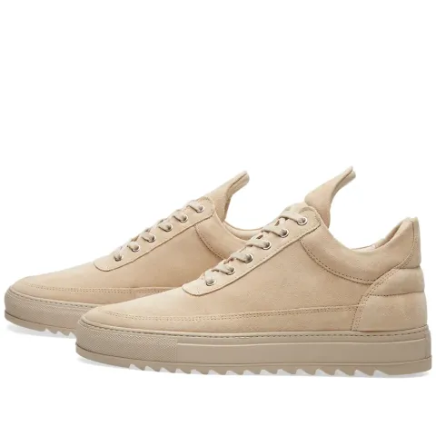 Low Top Sneaker