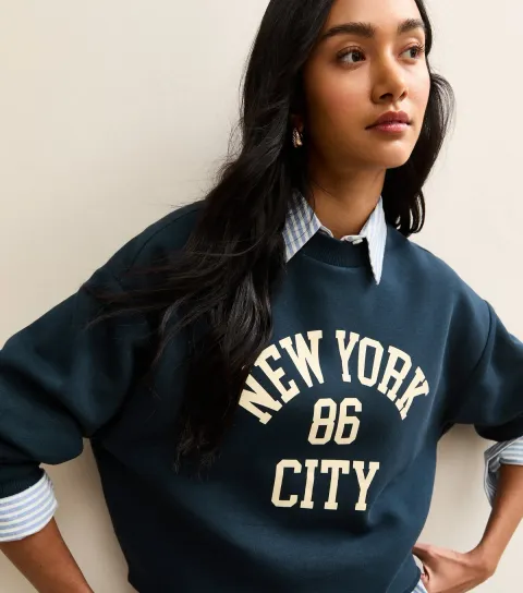 New Look Women's Navy New York Logo Crew Neck Sweatshirt