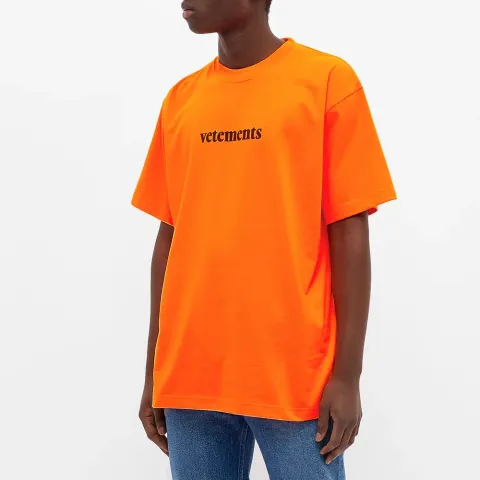 Logo Tee