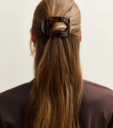 Brown Tortoiseshell Curved Hair Claw Clip