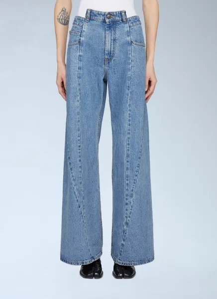 Wide-Leg Jeans
