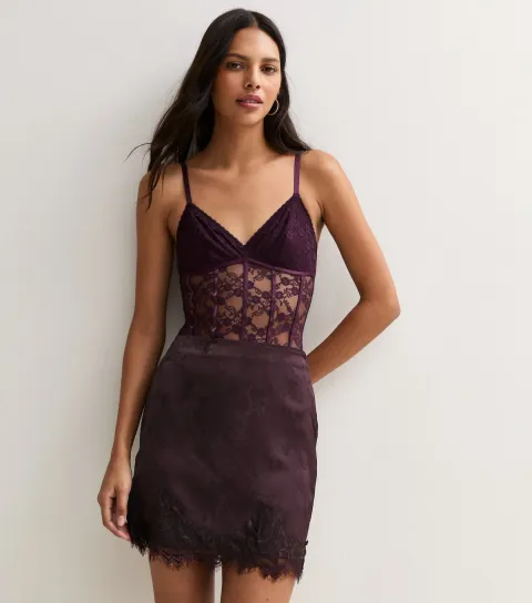 New Look Women's Dark Burgundy Jacquard Lace Trim Mini Skirt