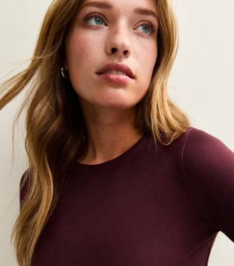 Women's Dark Burgundy Long Sleeve Crew Neck Top