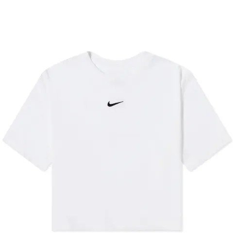 Nike Essentials Slim Crop T-Shirt