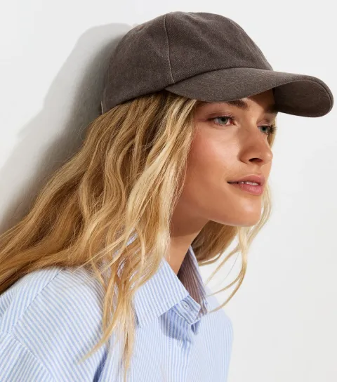 New Look Dark Brown Topstitched Cap