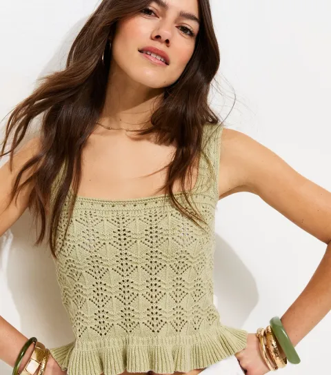 Women's Petite Light Green Square Neck Crochet Vest
