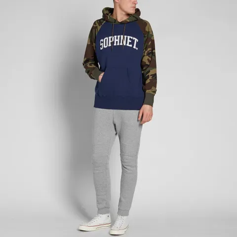 SOPHNET. Arch Logo Raglan Hoody