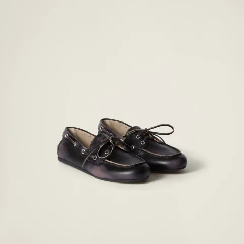 Bleached leather Deck shoes