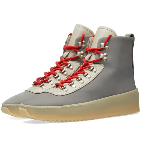 Hiking Sneaker
