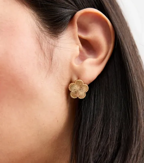 Gold Tone Textured Flower Stud Earrings