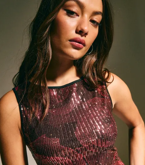Women's Red Sequin Rose Print Sleeveless Top