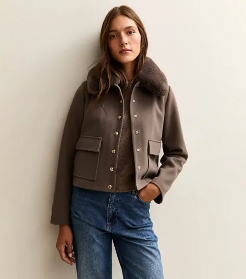 Women's Mink Faux Fur Collar Short Shacket