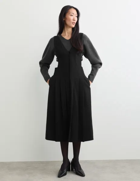 Jaeger Wool Blend Pleated V Neck Midi Waisted Dress Black
