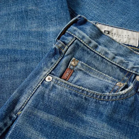Heritage Regular Straight Jean