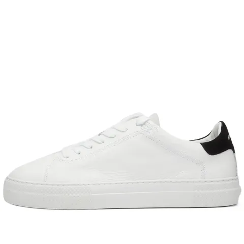 Core Sneaker