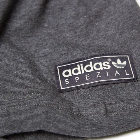 Spezial Print Tee
