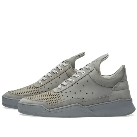 Low Top Sneaker
