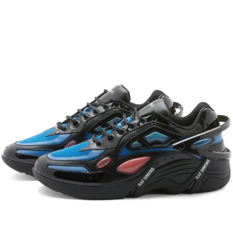 Cylon-21 Sneaker