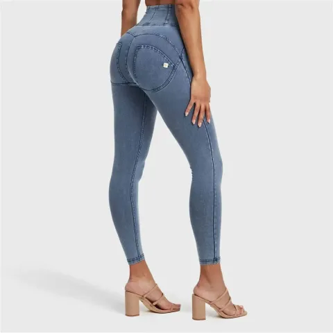 Freddy WRUP Denim With Front Pockets - Super High Waisted - 7/8 Length - Light Blue + Blue Stitching