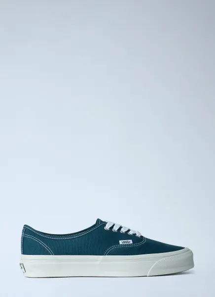 LX Authentic 44 Sneakers