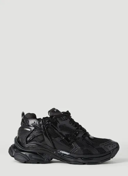 Runner Sneakers