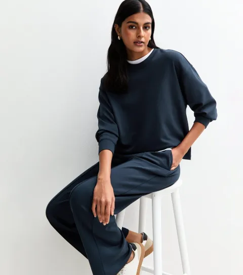 New Look Women's Premium Navy Oversized Crew Neck Sweatshirt