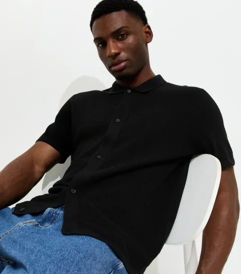 Men's Black Regular Knit Short Sleeve Shirt