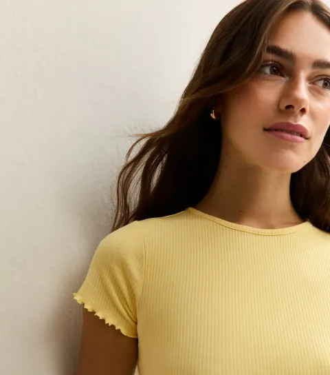 Women's Petite Yellow Frilly Trimmed T-Shirt
