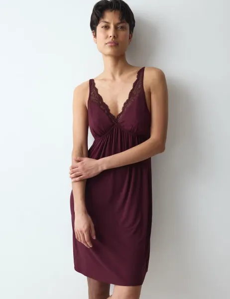 Amourette Modal Lace Trim Chemise Burgundy