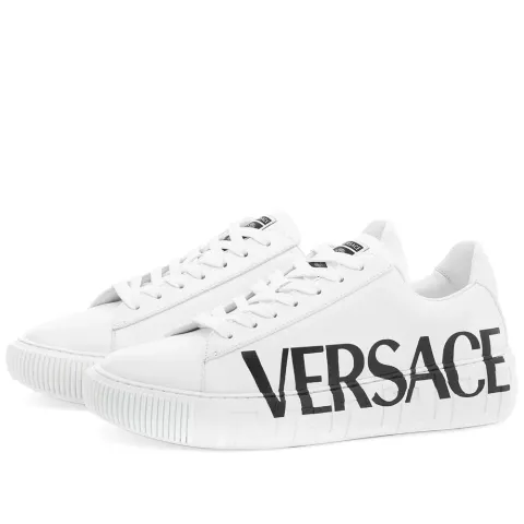 Logo Sneaker
