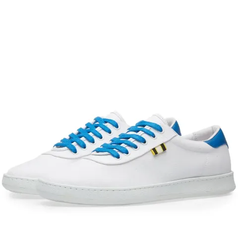 Canvas Low Sneaker