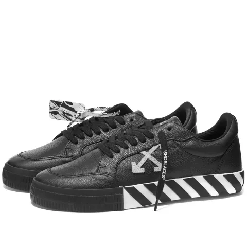 Low Vulcanized Calf Leather Sneaker