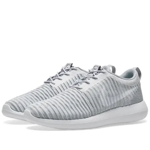 Roshe Two Flyknit