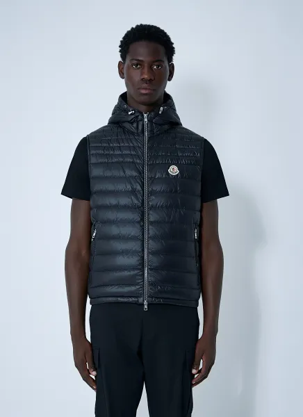 Orant Hooded Vest