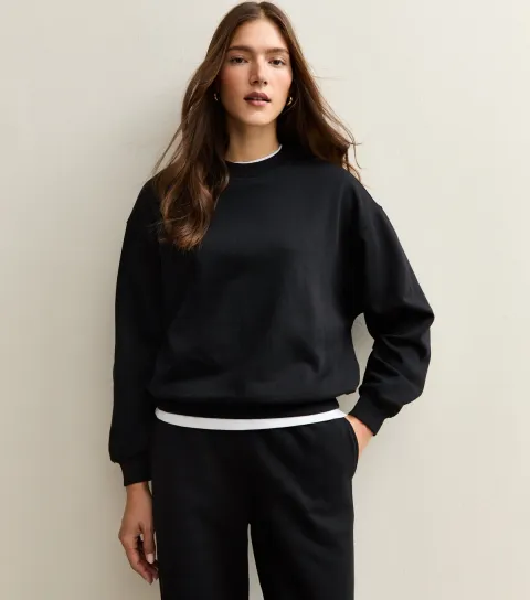 Women's Black Relaxed Crew Neck Sweatshirt