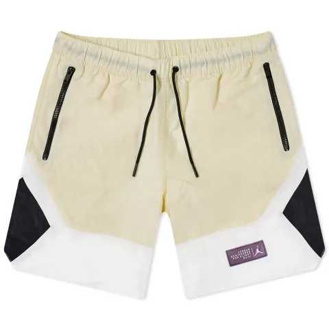 23 Engineered Short
