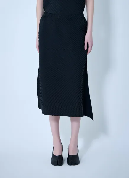 Diagonal Textured Midi Skirt