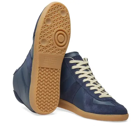 22 Replica High Sneaker