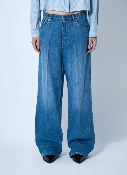 Logo Motif Jeans