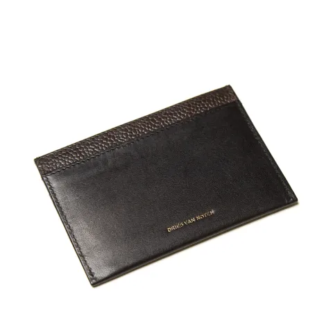 Contrast Trim Card Holder