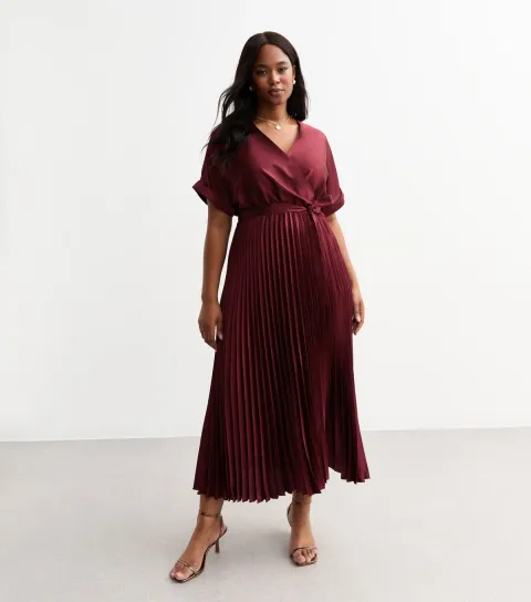 Women's Plus Size Burgundy Crossover Satin Midi Dress Curves